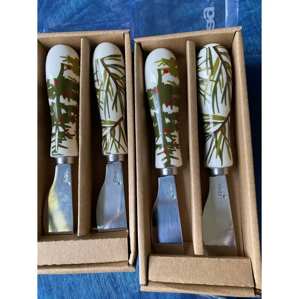 TAG Christmas Tree Cheese Spreader Knife Set of 4 Stainless Steel New in Box
